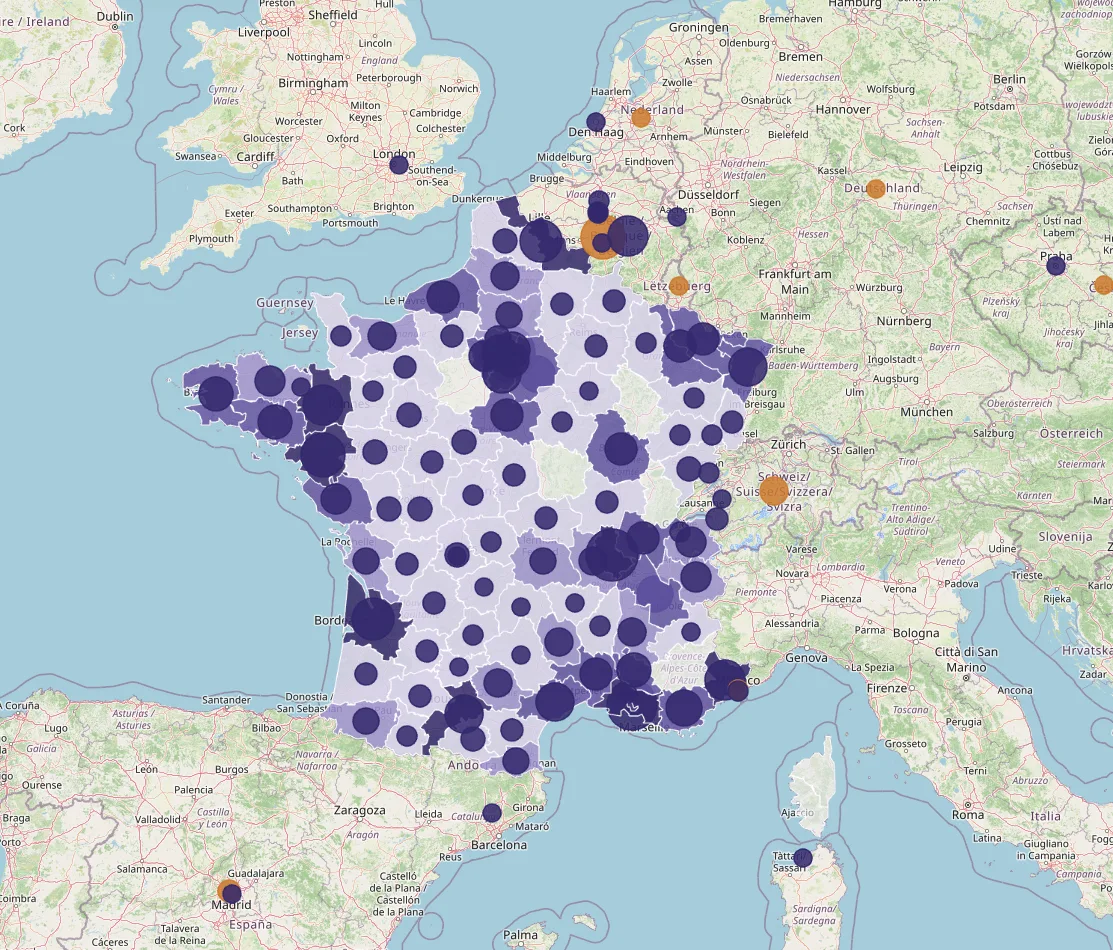 Map of WeBlame public alerts: France by département, with points outside France